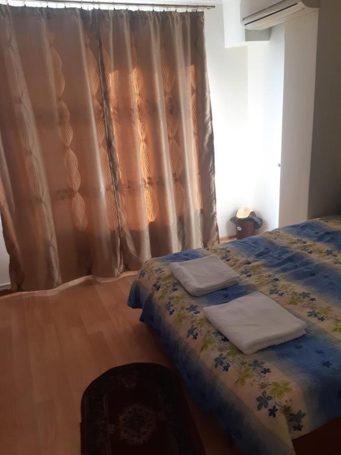 Ferienwohnung Lucian Studio Bukarest Exterior foto